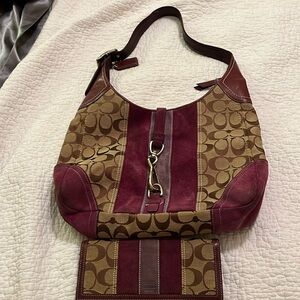 Authentic Coach hobo & wallet w/purple suede inlays. Includes dust bag.
